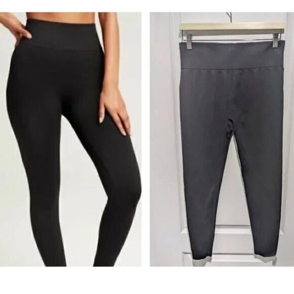 Knix | Seamless Everyday High Waist Leggings in Black - Picture 1 of 6